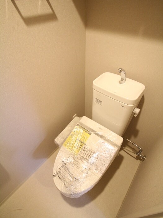 物件内観写真12　(トイレ)