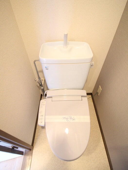 物件内観写真9　(トイレ)