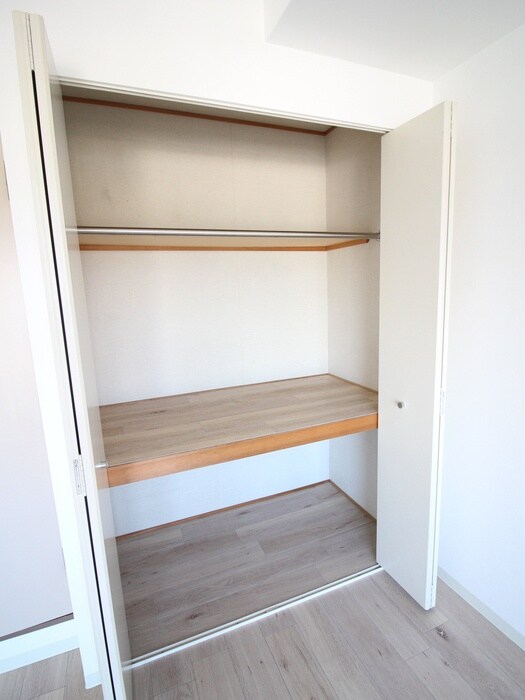 物件内観写真11　(収納)