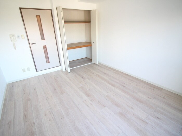 物件内観写真17　(居室)