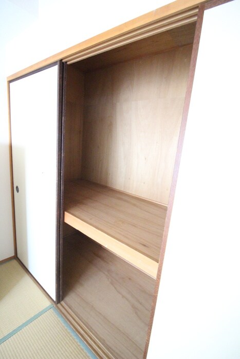 物件内観写真11　(収納)