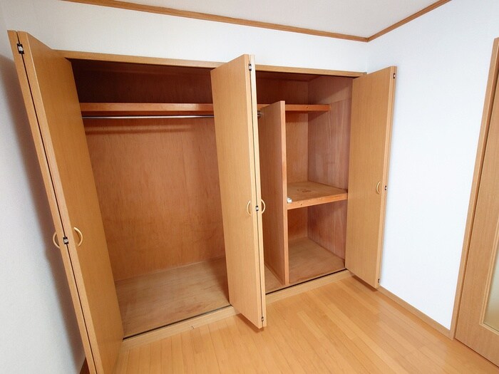 物件内観写真13　(収納)