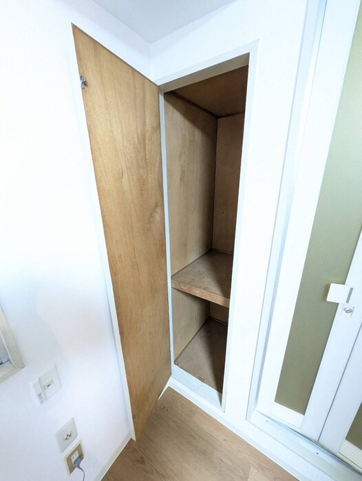 物件内観写真17　(収納)