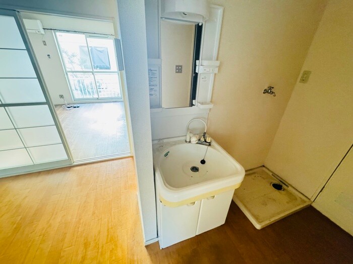 物件内観写真12　(洗面)