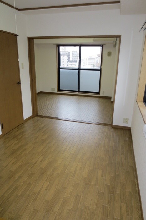 物件内観写真12　(居室)