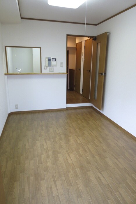 物件内観写真16　(内観写真)