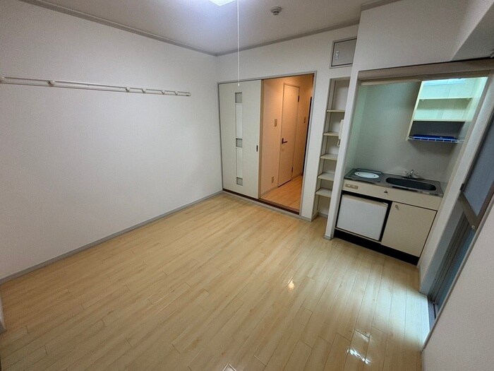 物件内観写真6　(居室)