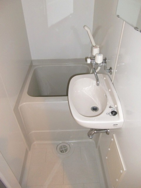 物件内観写真8　(バス／シャワールーム等)