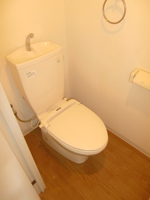 物件内観写真9　(トイレ)