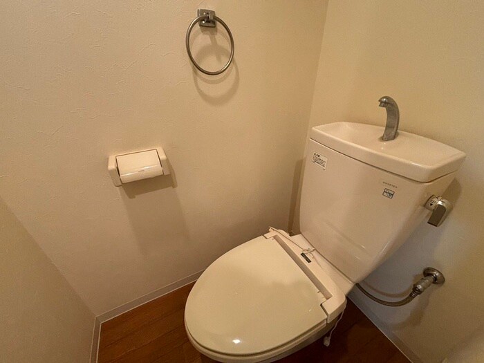 物件内観写真9　(トイレ)