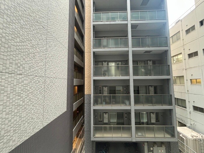 物件内観写真13　(室内からの展望)