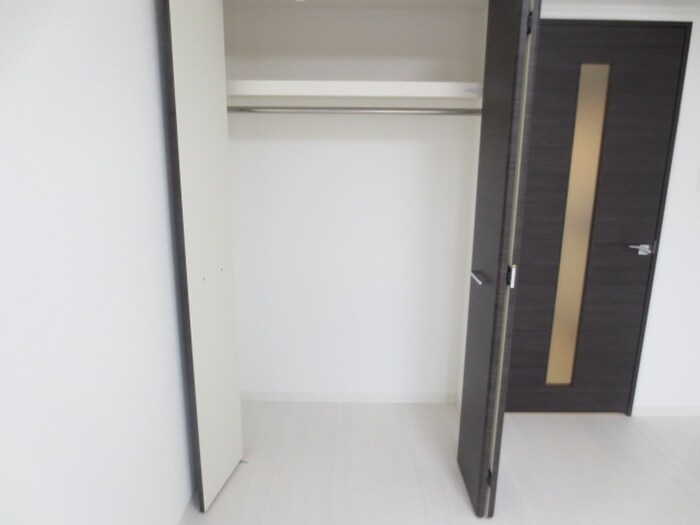 物件内観写真10　(収納)
