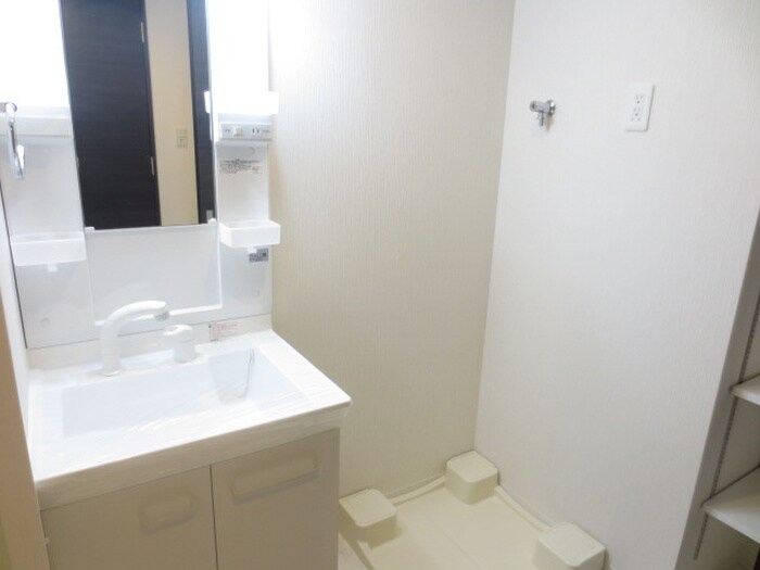 物件内観写真12　(洗面)