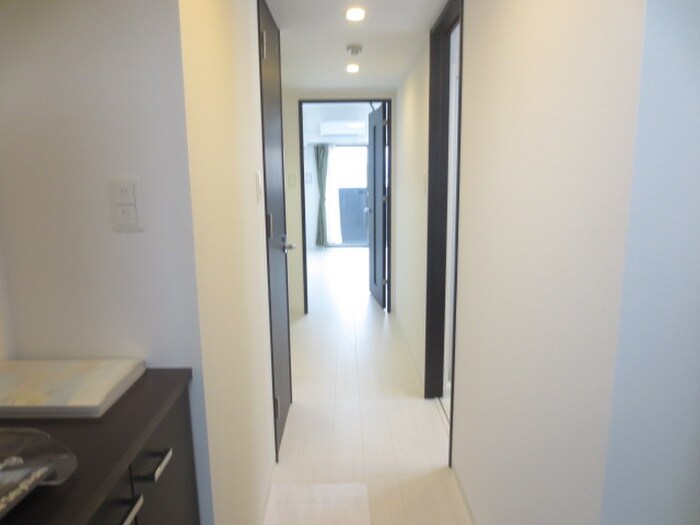 物件内観写真17　(廊下)
