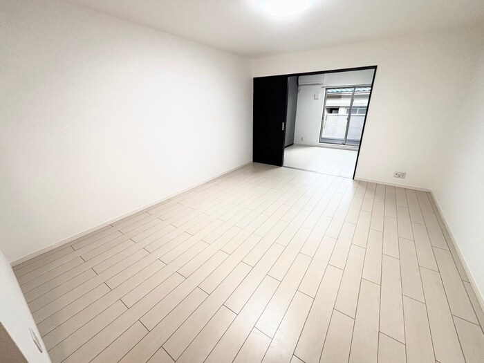 物件内観写真14　(居室)