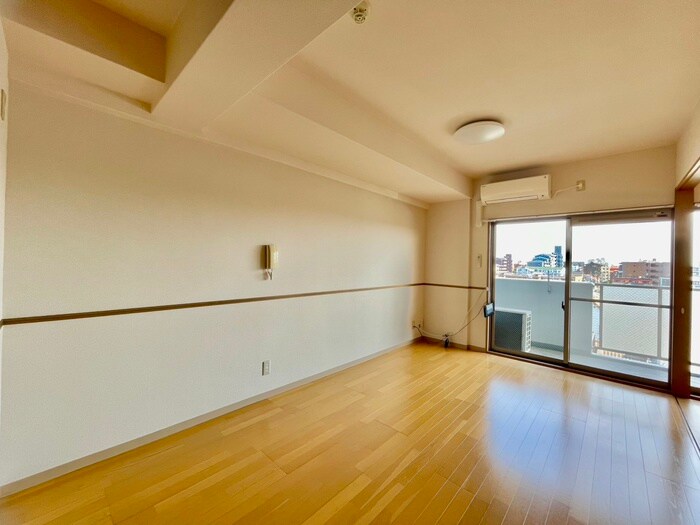 物件内観写真7　(居室)