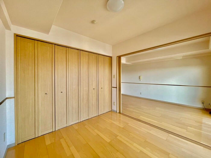 物件内観写真9　(居室)