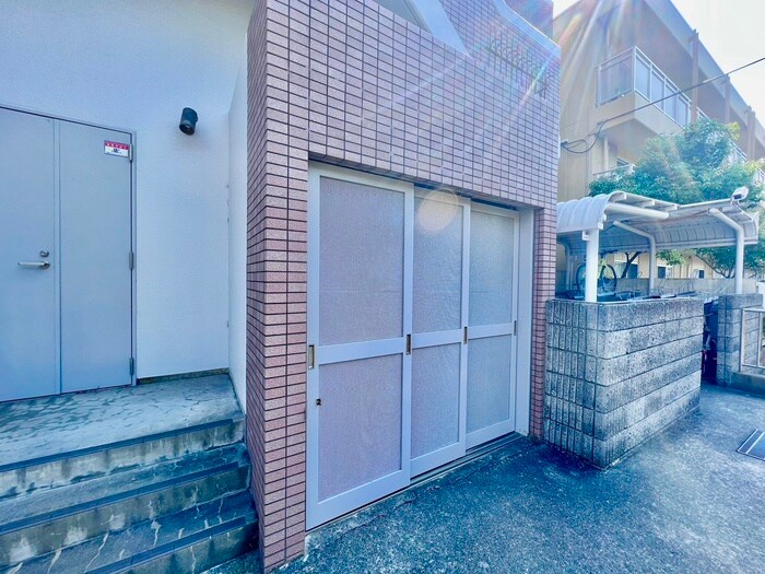 物件外観写真6　(建物設備)