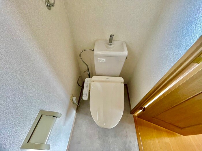 物件内観写真13　(トイレ)