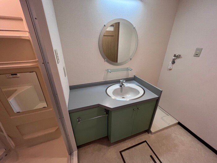 物件内観写真15　(洗面)