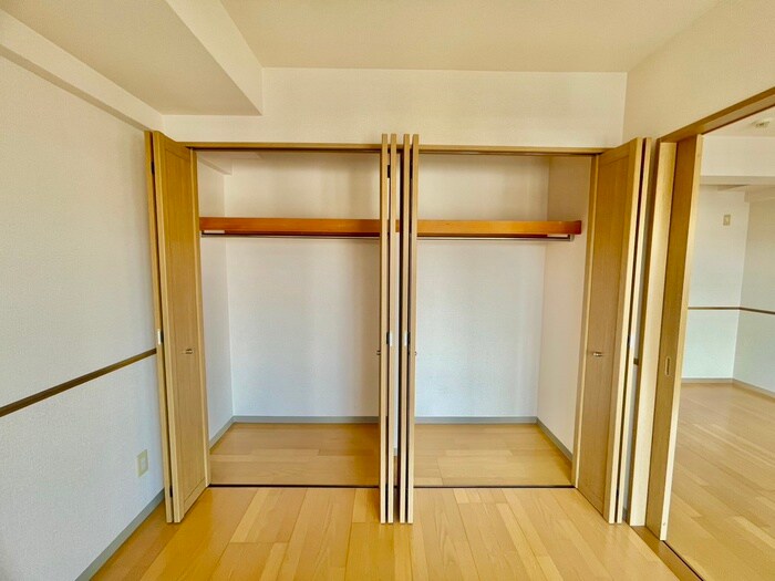 物件内観写真15　(収納)