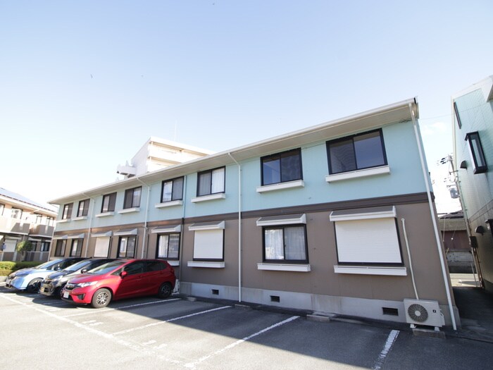 物件外観写真2　(駐輪場)