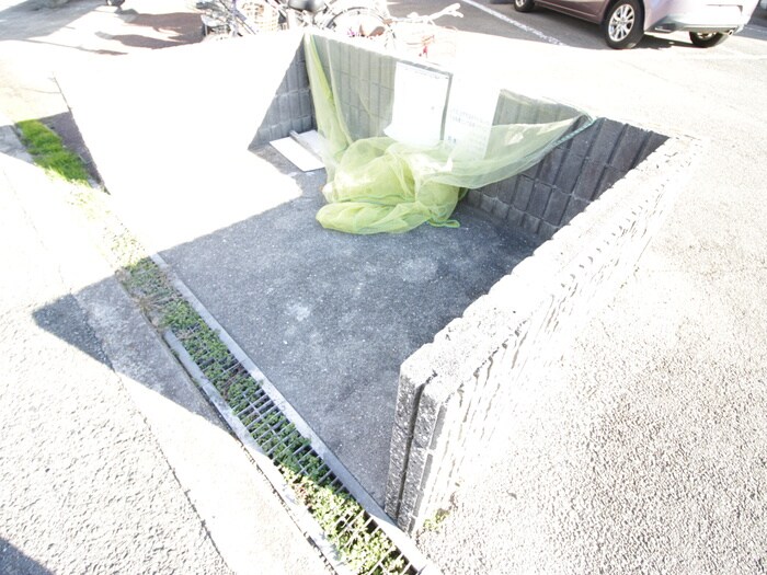 物件外観写真6　(建物設備)