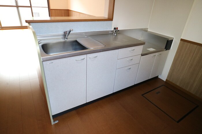 物件内観写真3　(キッチン)