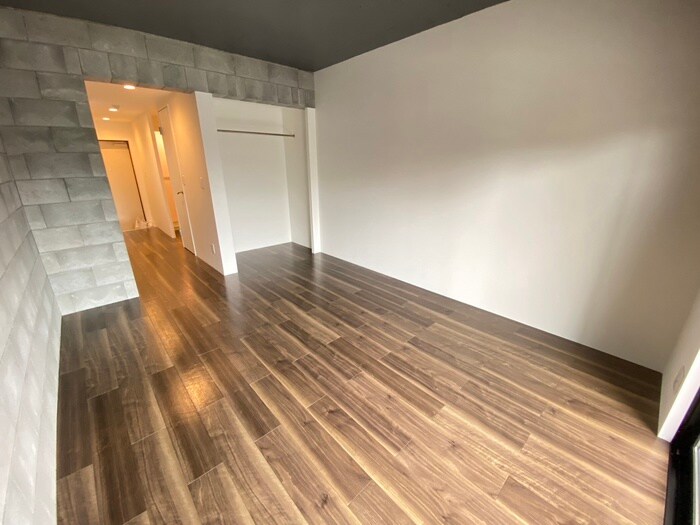 物件内観写真11　(居室)