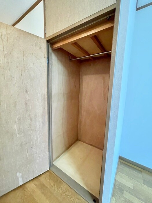 物件内観写真12　(収納)