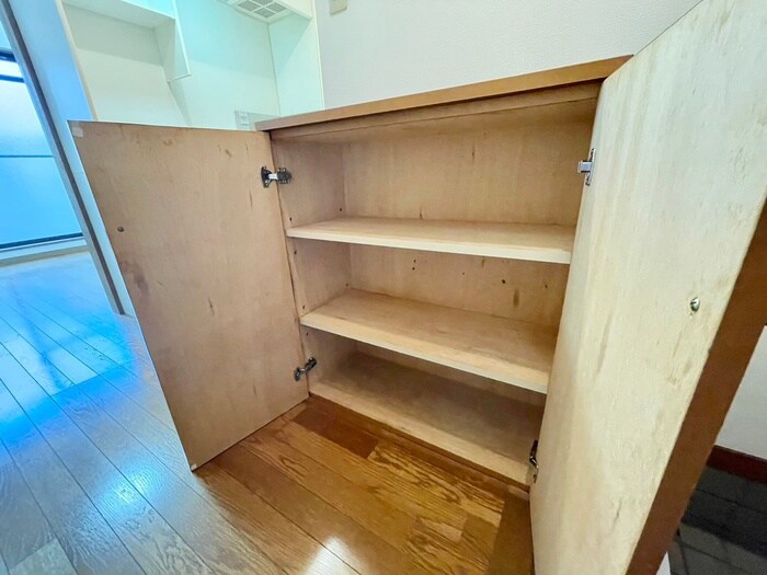 物件内観写真14　(靴箱)
