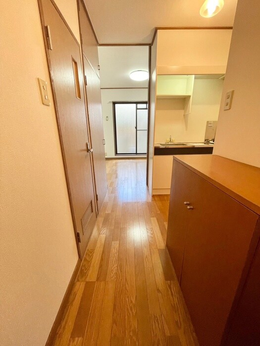 物件内観写真19　(廊下)