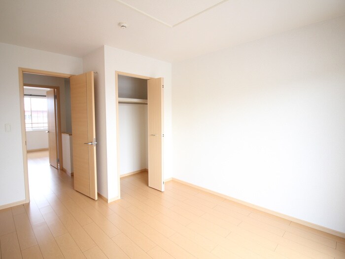 物件内観写真9　(居室)