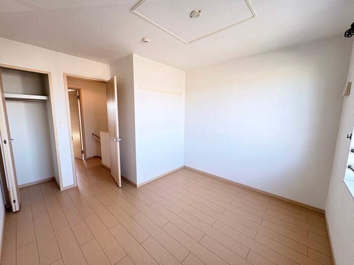 物件内観写真9　(居室)