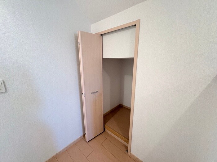 物件内観写真14　(収納)