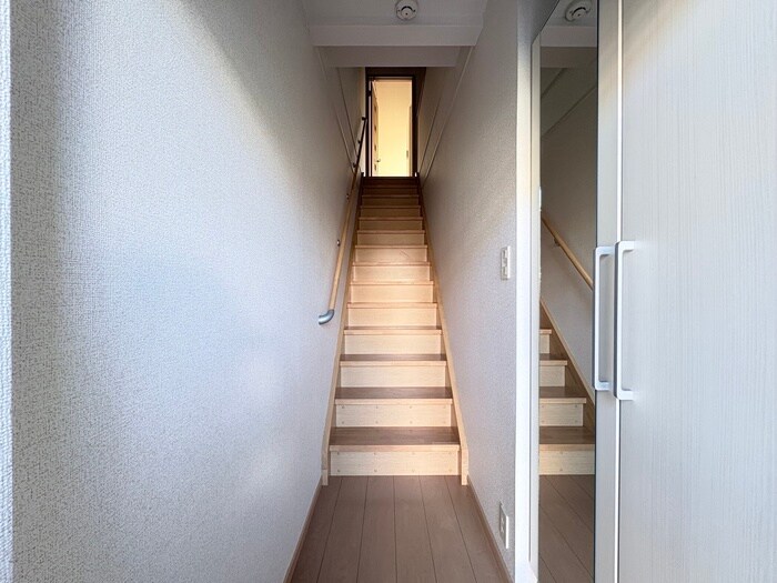 物件内観写真15　(廊下)