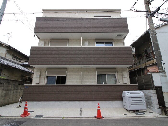 物件外観写真1　(外観写真)