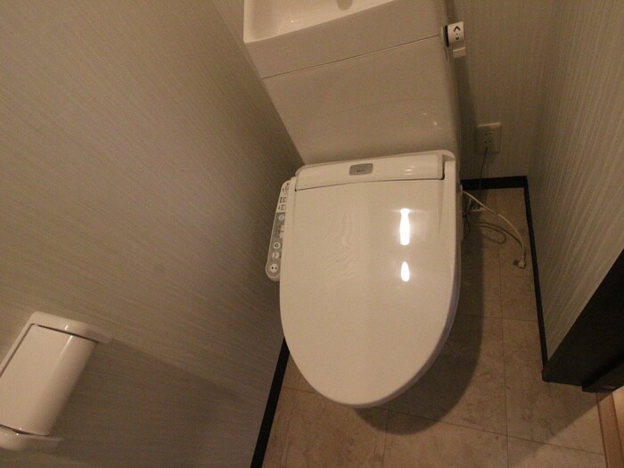 物件内観写真16　(トイレ)