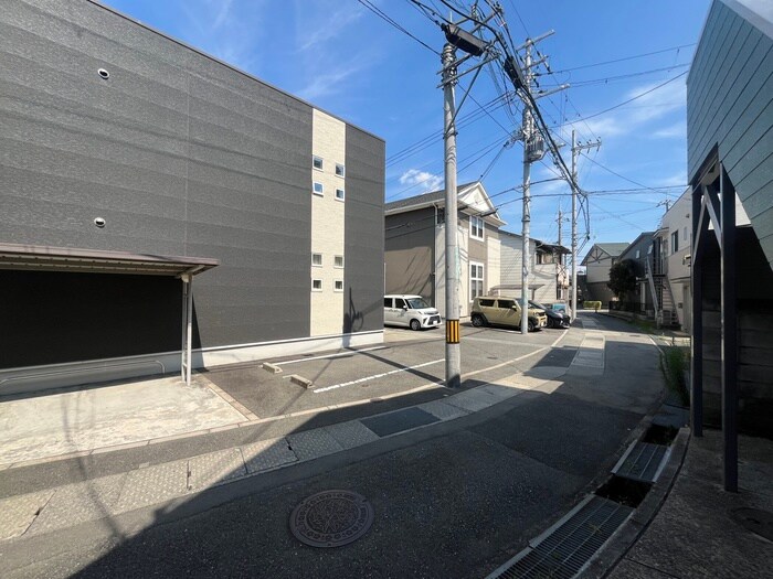 物件外観写真3　(周辺環境)