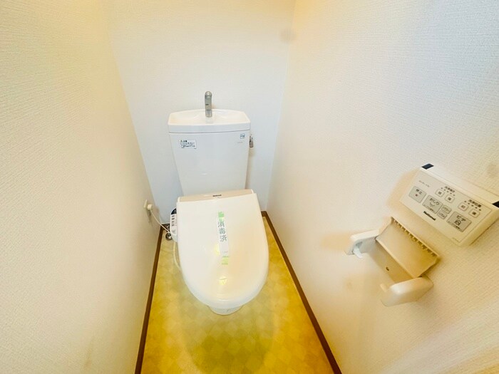 物件内観写真12　(トイレ)