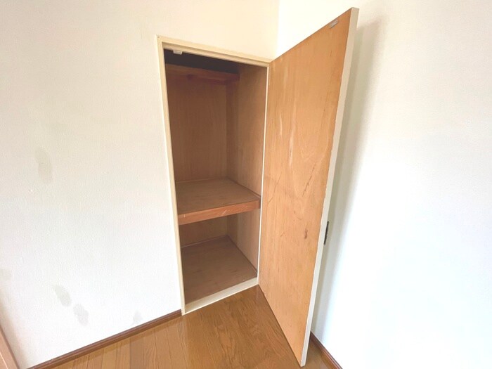 物件内観写真18　(収納)