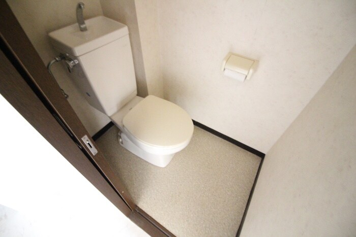 物件内観写真12　(トイレ)