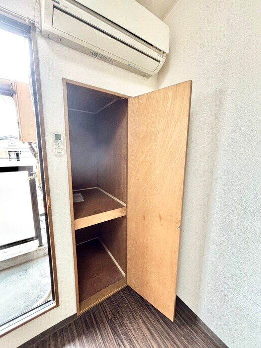 物件内観写真16　(収納)