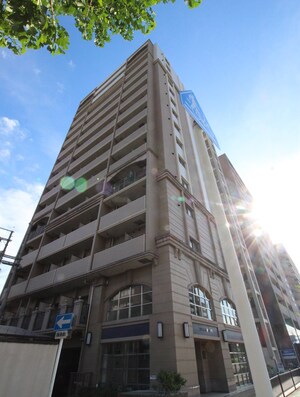 ア－バンフラッツ五条堀川外観写真