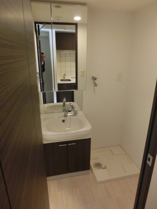 物件内観写真12　(洗面)