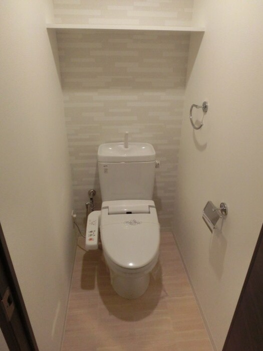 物件内観写真13　(トイレ)