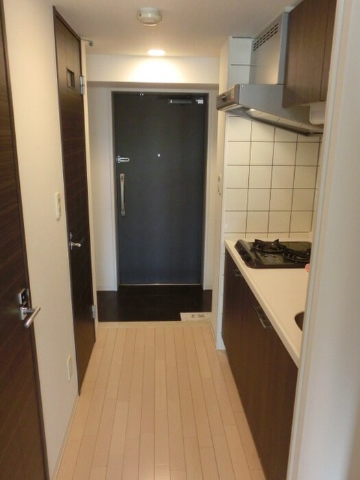 物件内観写真16　(廊下)