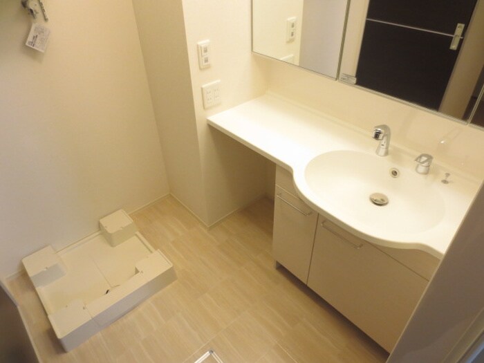 物件内観写真10　(内観写真)