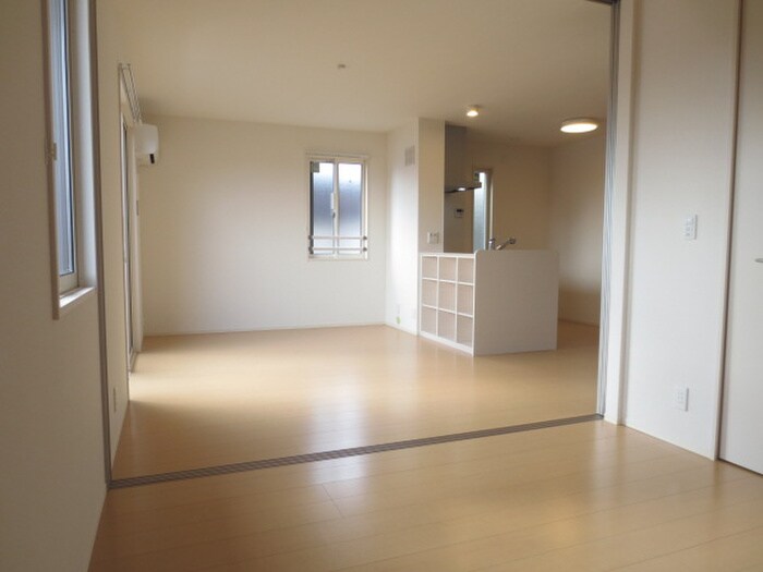 物件内観写真14　(内観写真)