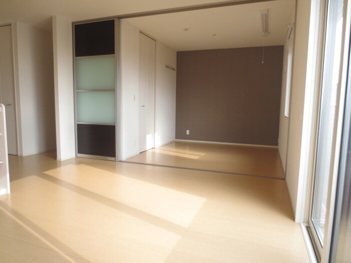 物件内観写真15　(内観写真)